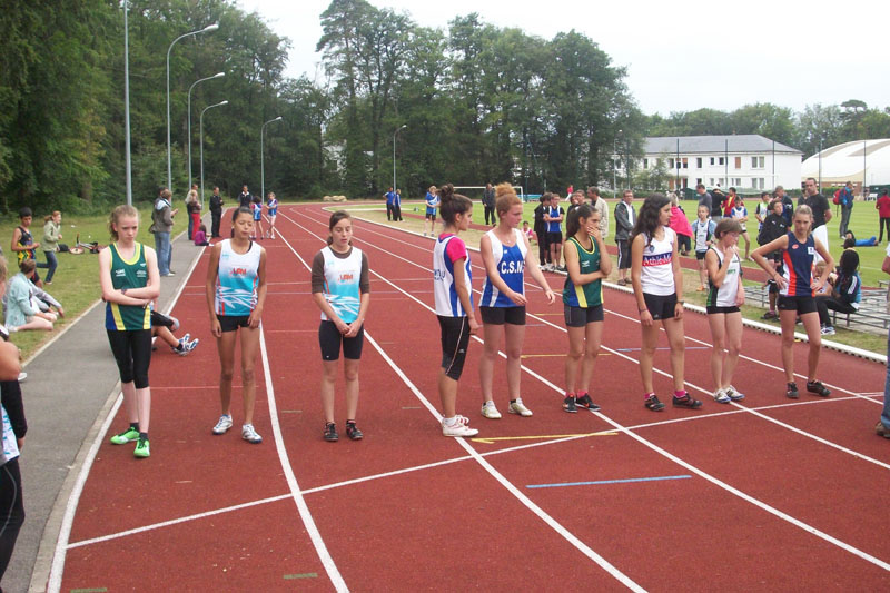 1000m